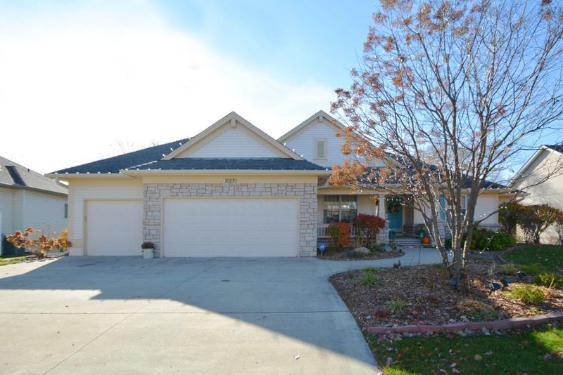 10131 Brookhaven Dr, Woodbury, MN 55129