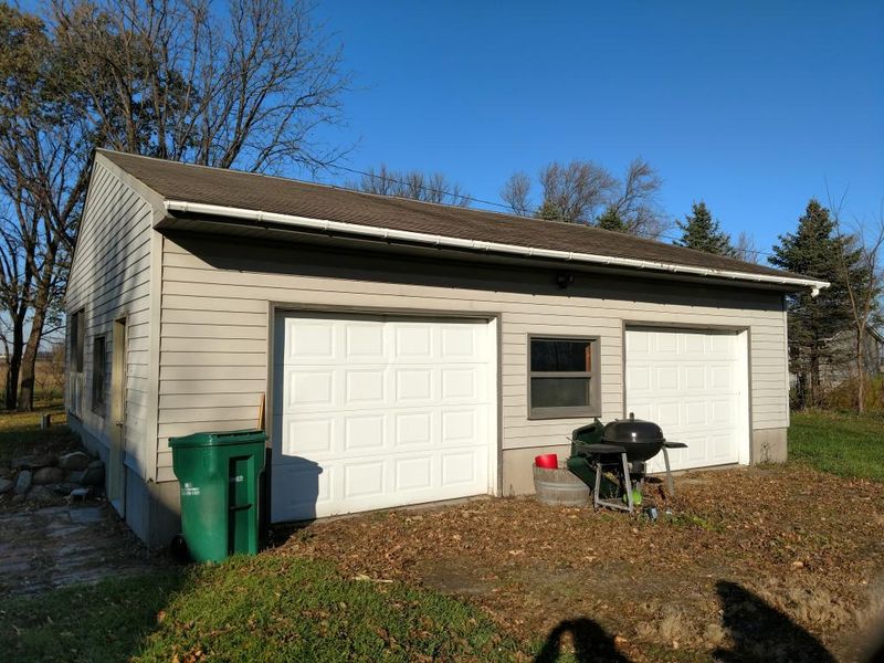 21595 100th St, Stewart, MN 55385