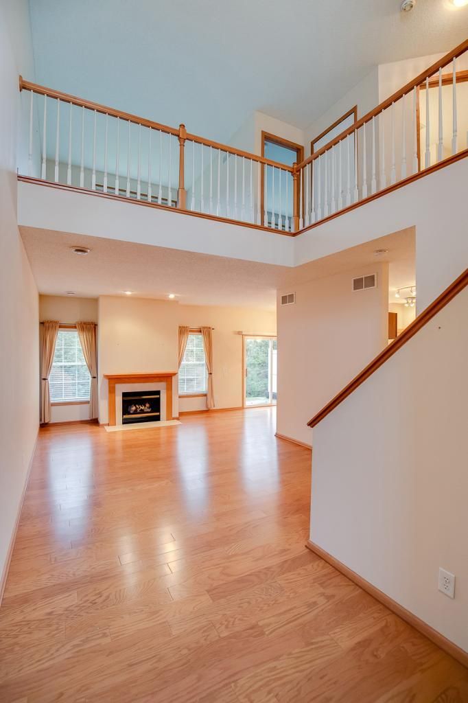 660 Village Pw, Circle Pines, MN 55014