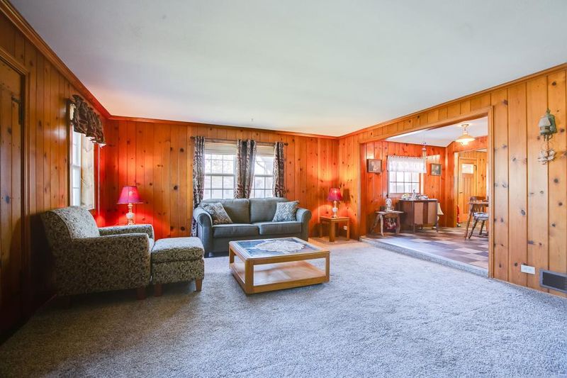 402 Central Ave W, Medford, MN 55049