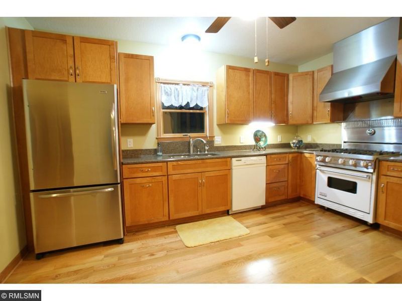 1216 4th St S, Stillwater, MN 55082