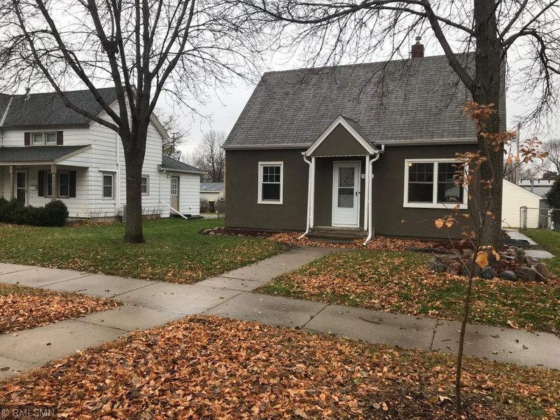 119 7th Ave W, Shakopee, MN 55379