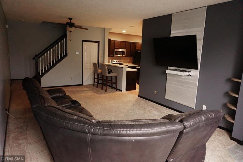 5107 Robin Ln, Farmington, MN 55024