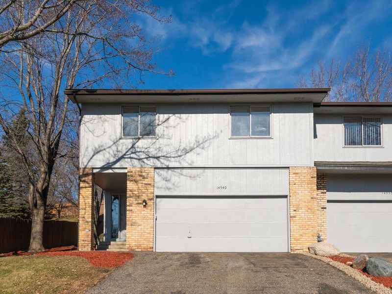 14540 40th Pl, Plymouth, MN 55446