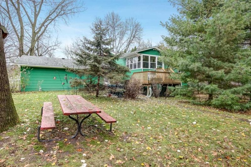 5935 Hillendale Rd, Excelsior, MN 55331