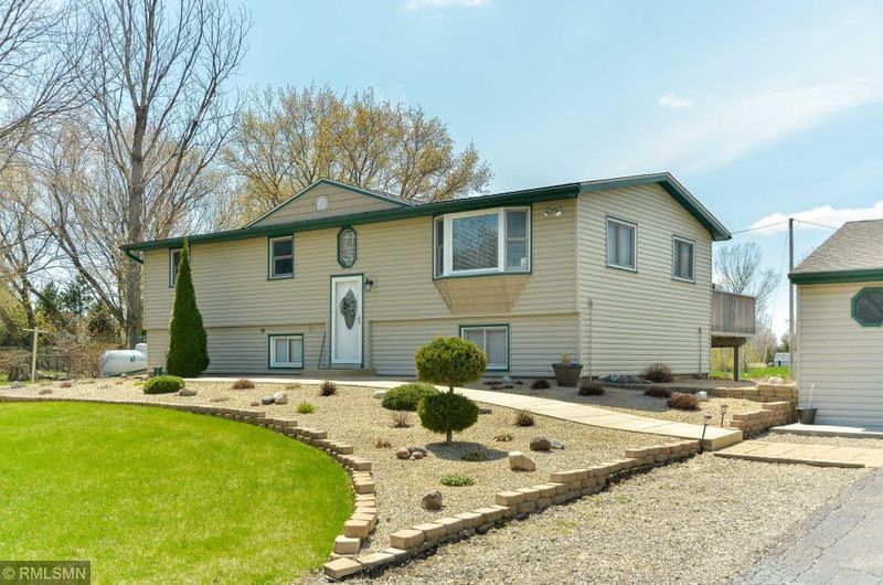 5901 Naughtor Ave NE, Saint Michael, MN 55376