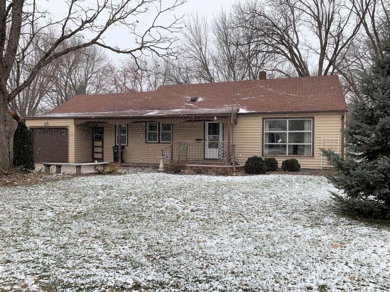 1412 Monongalia Ave SW, Willmar, MN 56201
