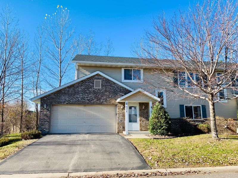 6314 207th St N, Forest Lake, MN 55025