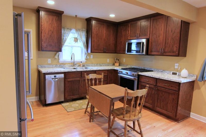 2060 Case Ave, Saint Paul, MN 55119