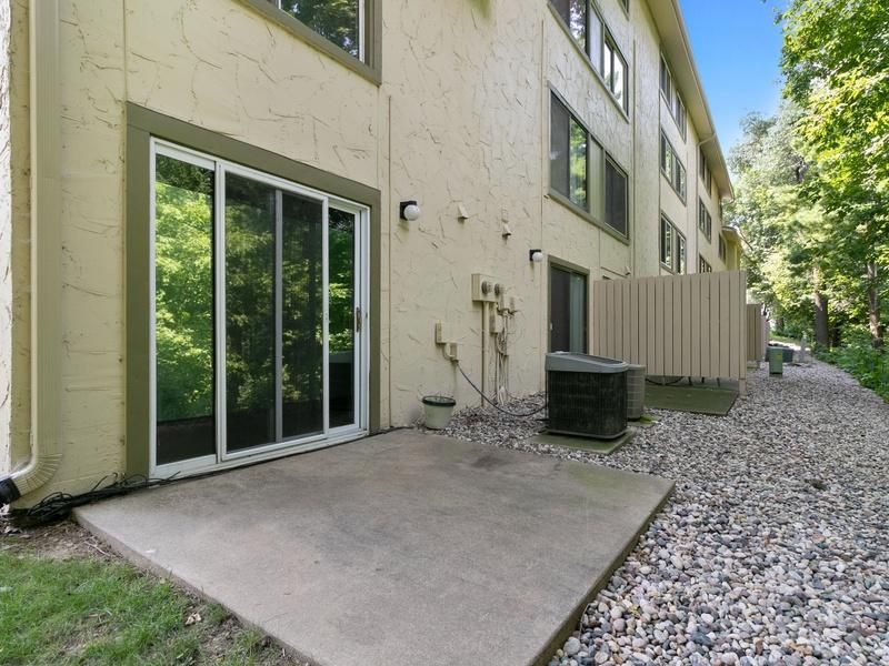 1755 Meadowlark Ct #21755, Eagan, MN 55122