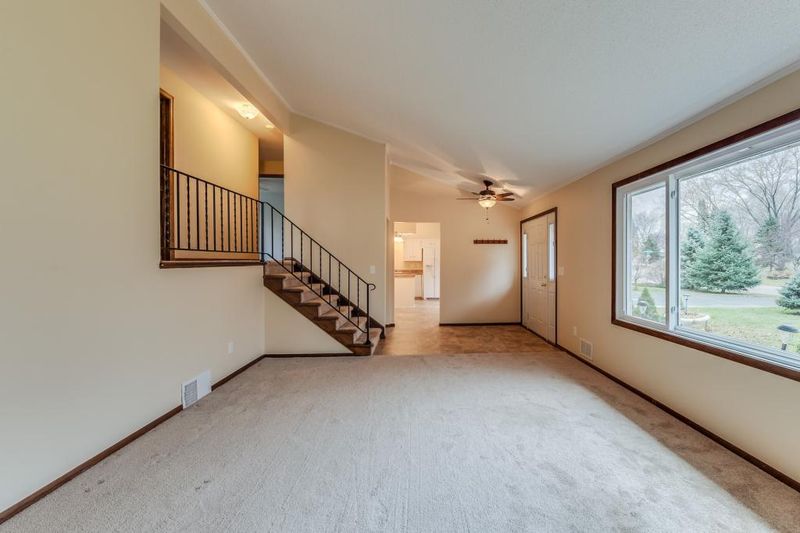 16800 24th Ave N, Plymouth, MN 55447