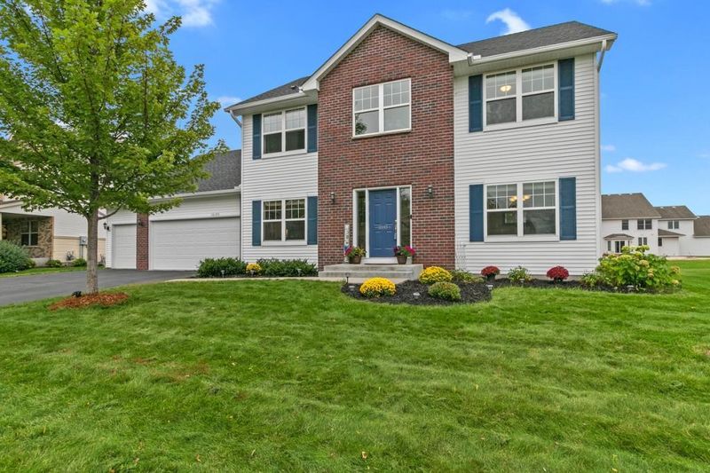 10193 Florida Cir, Brooklyn Park, MN 55445