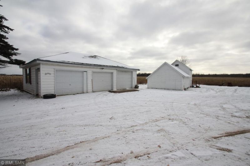 17607 17th St, Princeton, MN 55371