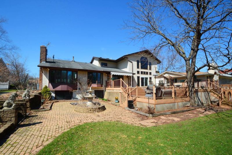 3758 Brighton Way, Arden Hills, MN 55112