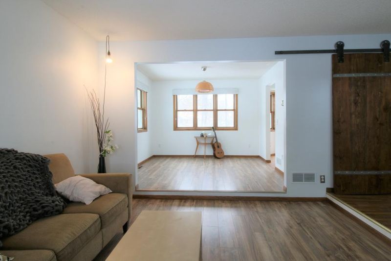 203 Wilson St, Waverly, MN 55390