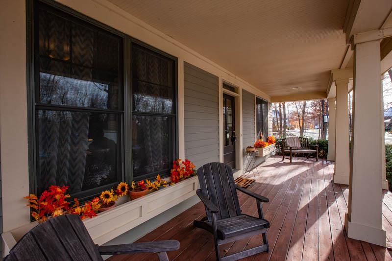 2645 N Saunders Lake Dr, Mound, MN 55364
