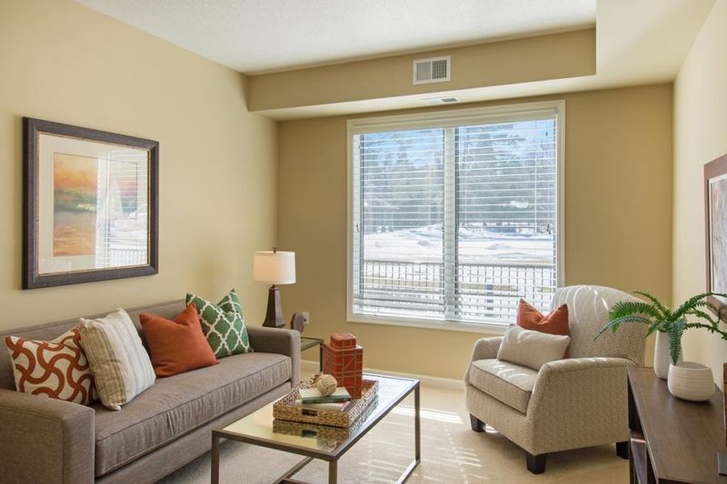 5275 Grandview Sq #3112, Edina, MN 55436