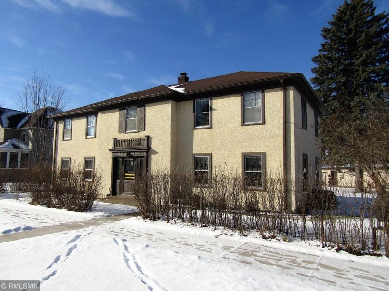 315 3rd St NE, Little Falls, MN 56345