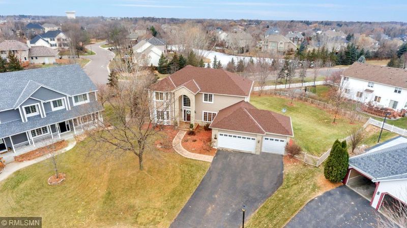 16645 39th Pl N, Plymouth, MN 55446
