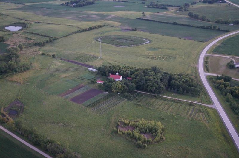 21161 York Rd, Hutchinson, MN 55350