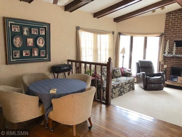 1400 Crystal Lake Rd E, Burnsville, MN 55306