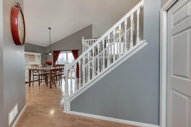 409 Elder Ave NW, Saint Michael, MN 55376