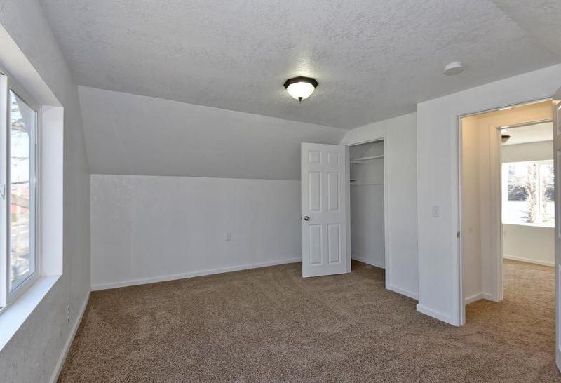 1223 2nd Ave NW, Faribault, MN 55021