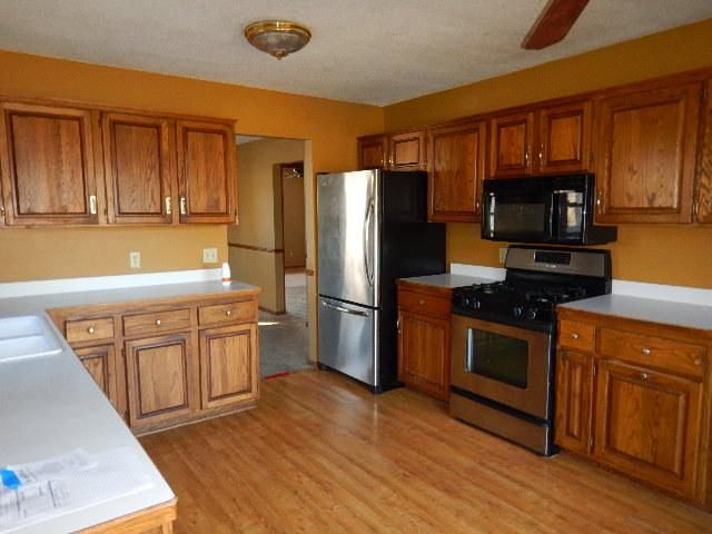 843 19th Ave N, South Saint Paul, MN 55075