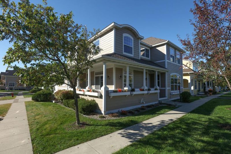 1616 Summit Hill, Eagan, MN 55122