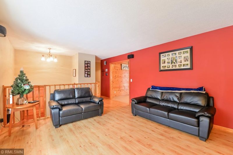 11100 Yates Ave N, Champlin, MN 55316
