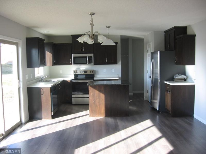 1733 Juniper Knoll, Mayer, MN 55360