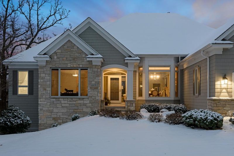 649 Interlaken, Victoria, MN 55386