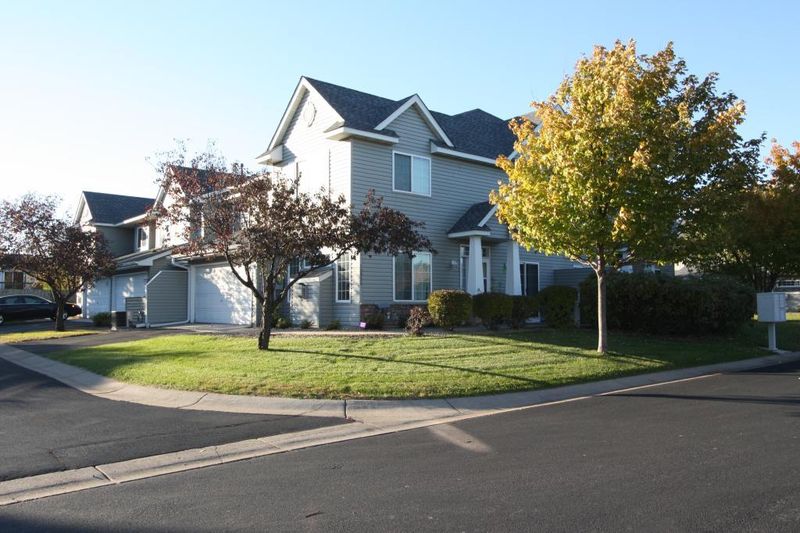 10935 Douglas Ln N, Champlin, MN 55316