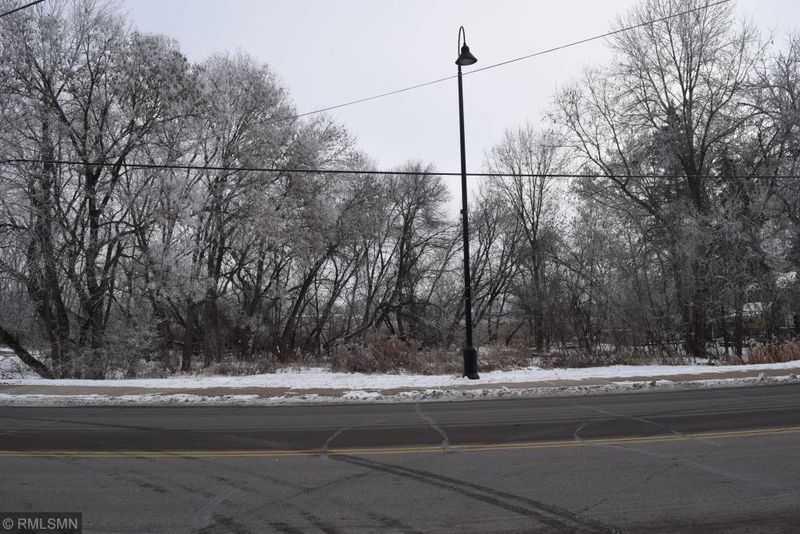 2500 Commerce Blvd, Mound, MN 55364