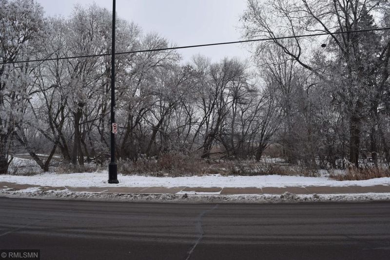 2500 Commerce Blvd, Mound, MN 55364