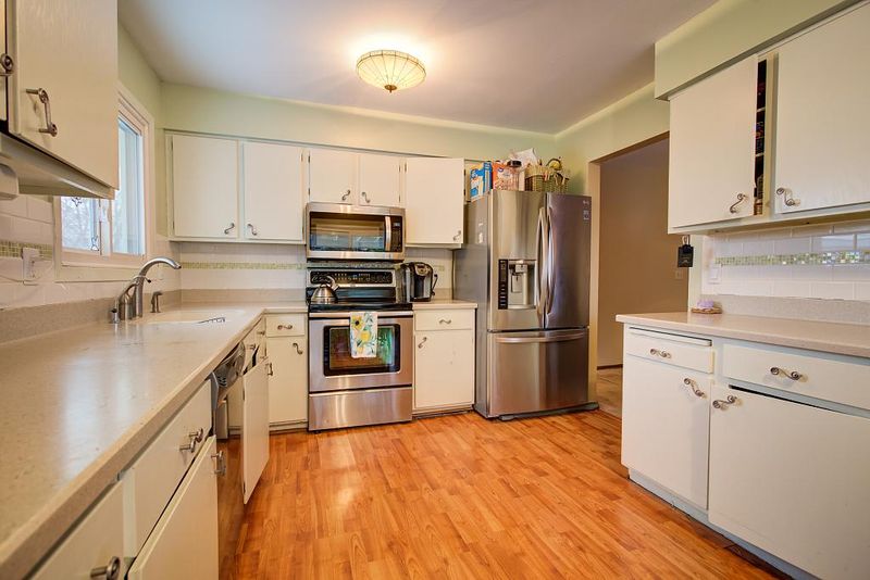 7776 Jeffery Ave S, Cottage Grove, MN 55016