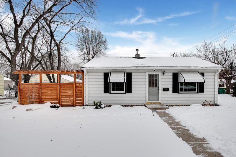 8543 Nicollet Ave S, Bloomington, MN 55420