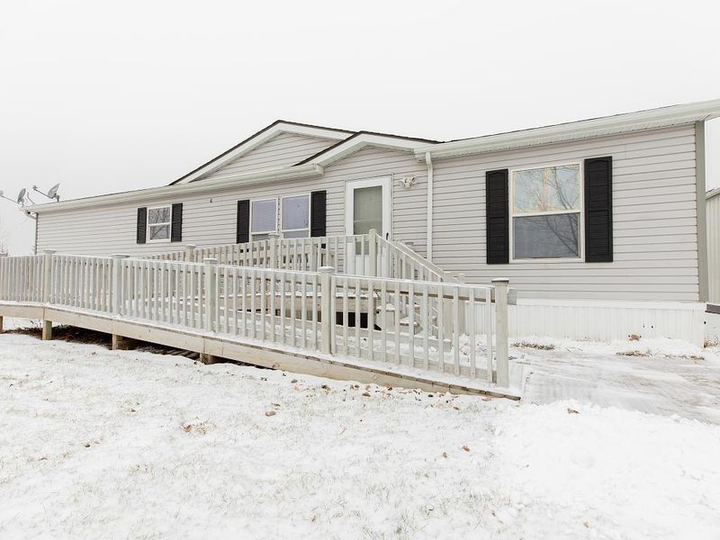 16386 80th St, Oak Park, MN 56357