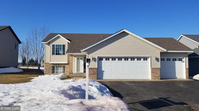 1138 Parkwood Loop, Saint Cloud, MN 56303