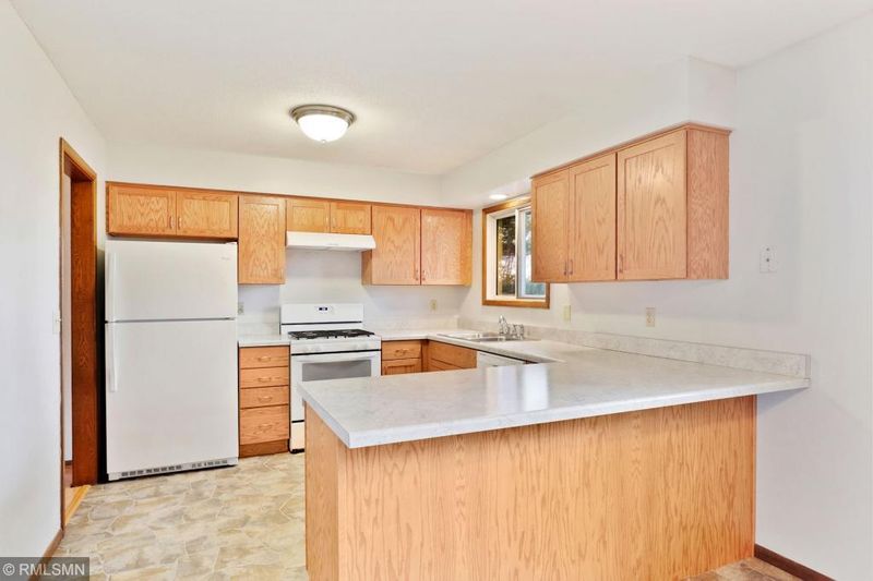 7060 Innsdale Ave S, Cottage Grove, MN 55016