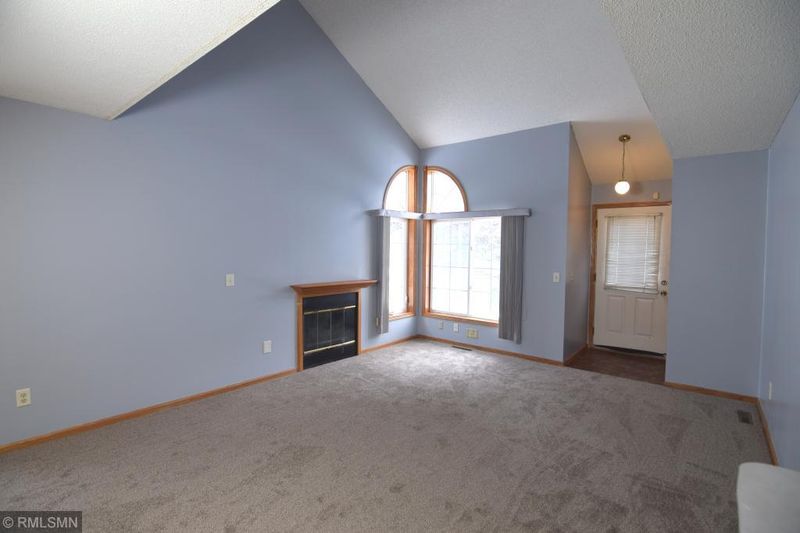 13802 Granada Way #4, Apple Valley, MN 55124