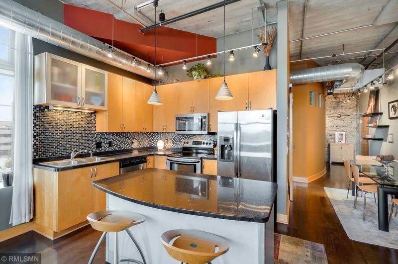 918 N 3rd St #311, Minneapolis, MN 55401