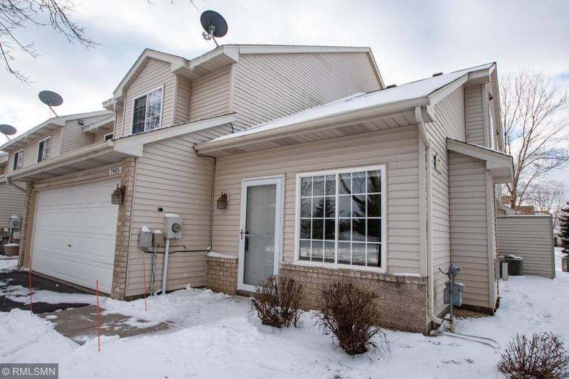 7965 Forest Blvd #G, Woodbury, MN 55125