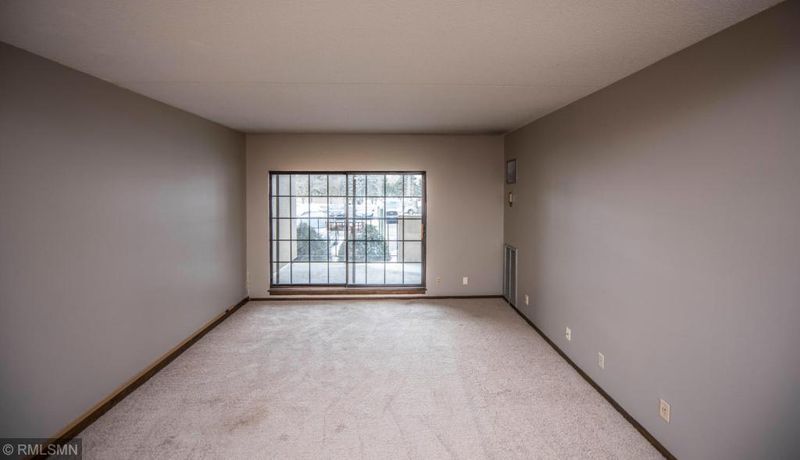 6650 Vernon Ave S #116, Edina, MN 55436
