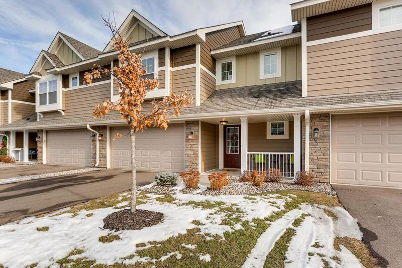 3247 Red Oak Trl, Hamel, MN 55340