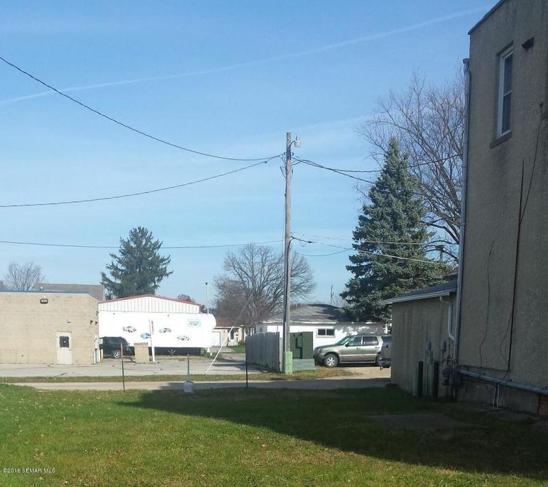 xxx Main St, Caledonia, MN 55921