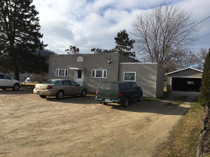 201 S 3rd St, Brownsville, MN 55919