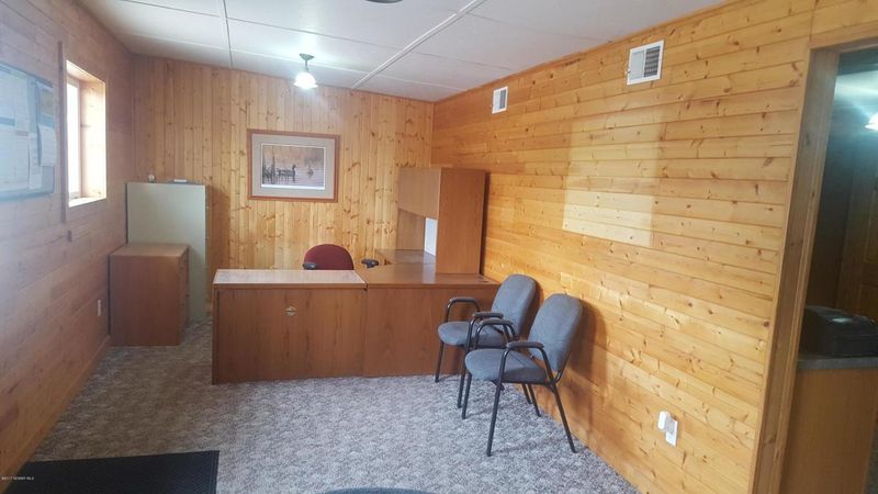 402 W Cedar St, Houston, MN 55943