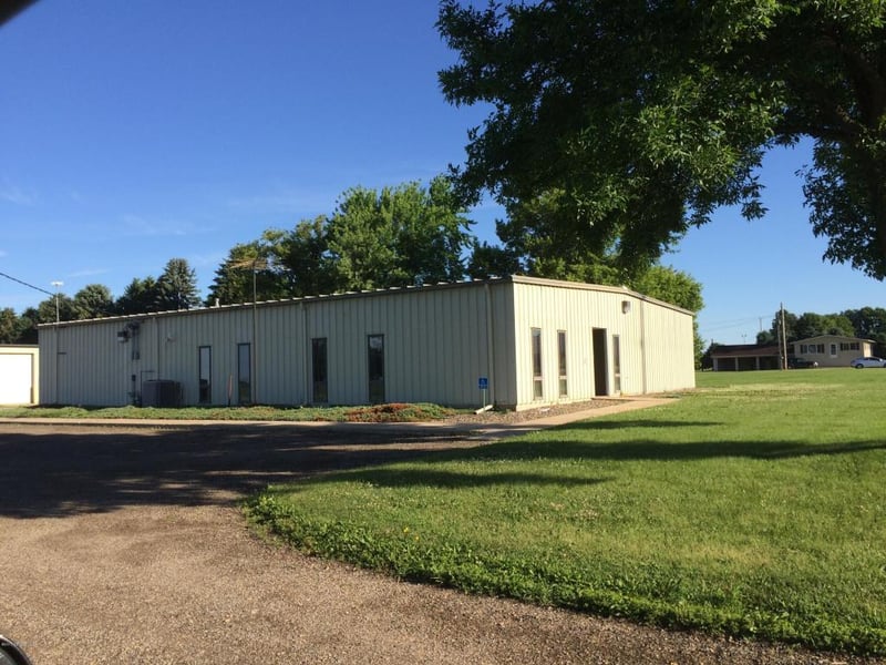 170 32nd Ave SW, Owatonna, MN 55060