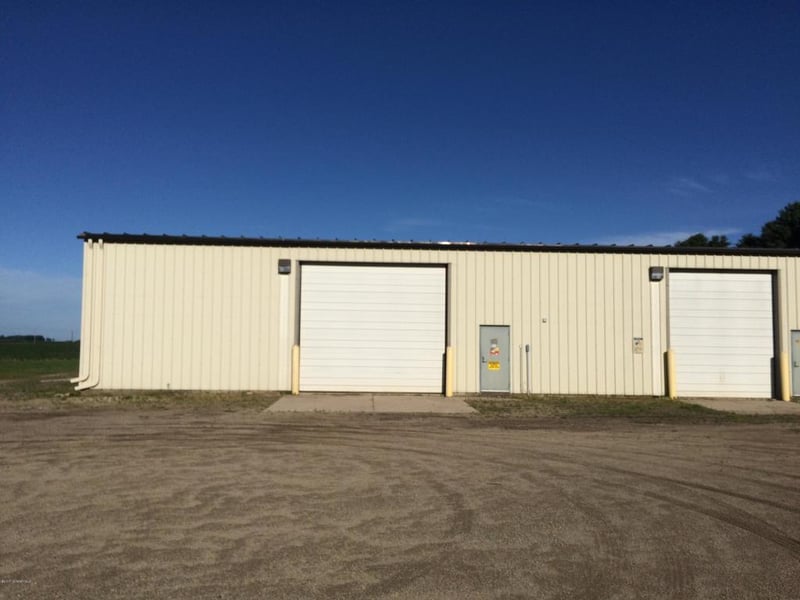170 32nd Ave SW, Owatonna, MN 55060